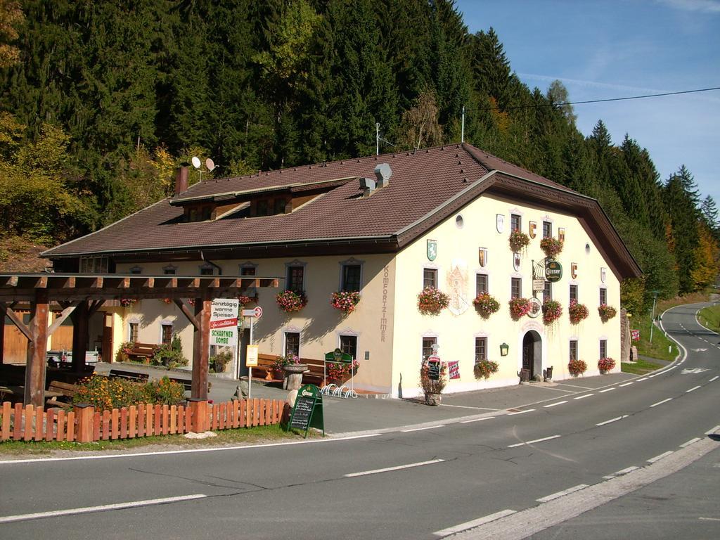 Gasthof Zum Loewen Sankt Jakob im Lesachtal Exterior photo